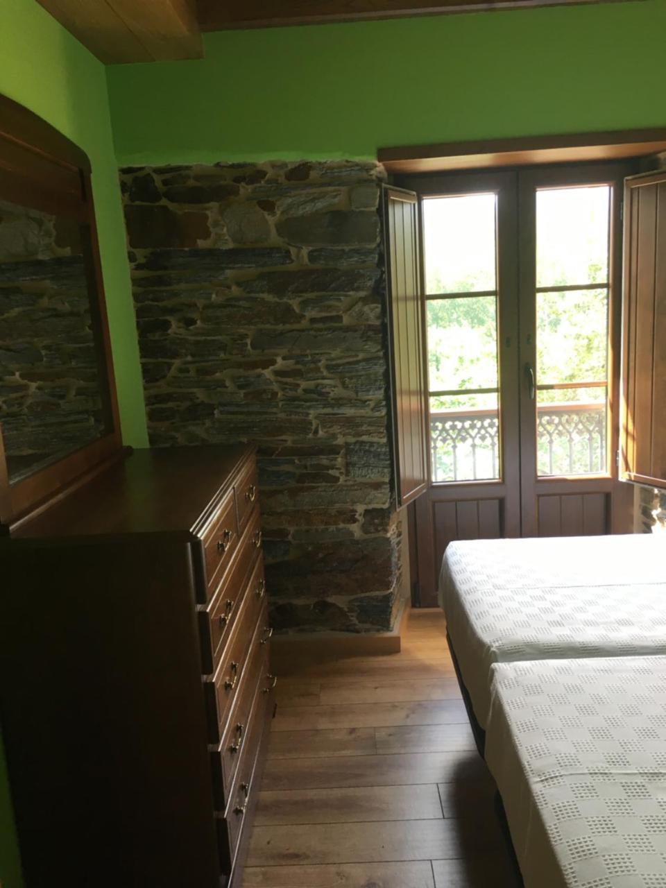 Apartamentos Carola San Tirso de Abres エクステリア 写真